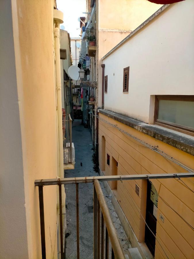 A Casa Scalilla Apartment Palermo Bagian luar foto